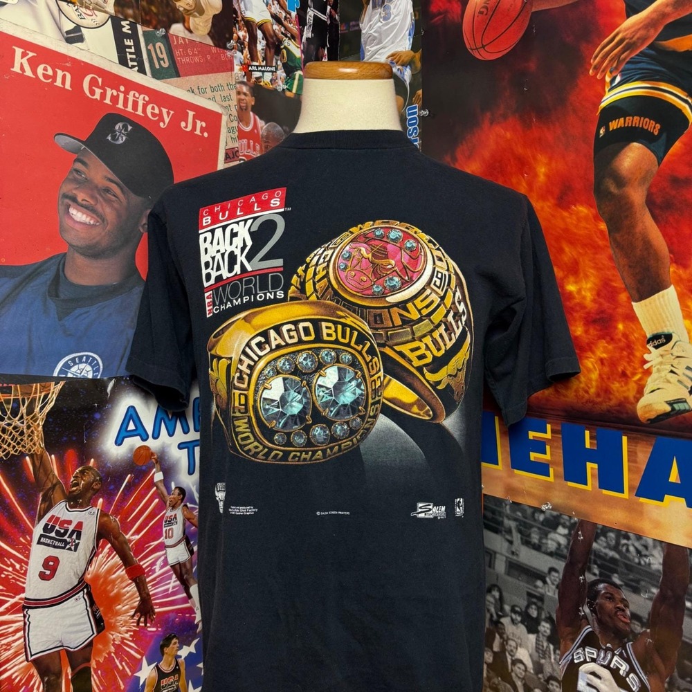 Vintage Chicago Bulls Back 2 Back World Champions‎ Rings NBA T Shirt Sz Large